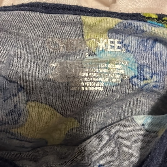 cherokee S - Picture 2 of 3